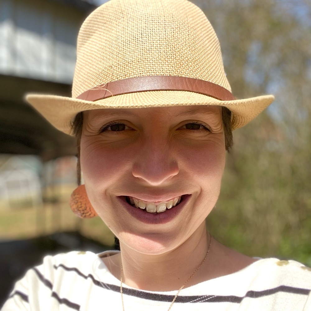 Meet your Posher, Cindy